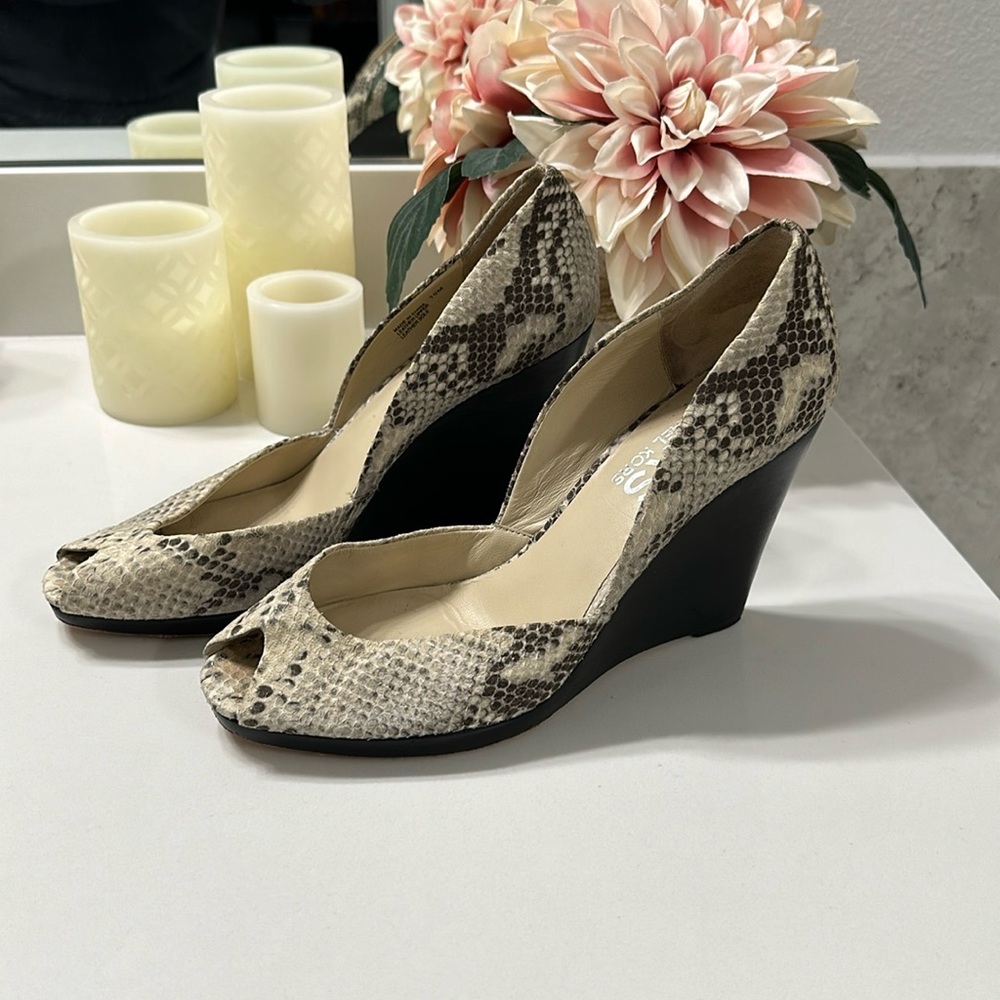 KORS Michael Kors Vail Snake Embossed Leather Peep Toe Wedge - Size 10